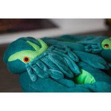Load image into Gallery viewer, Twilight Terror Cthulhu Plush Slippers - TV_12033